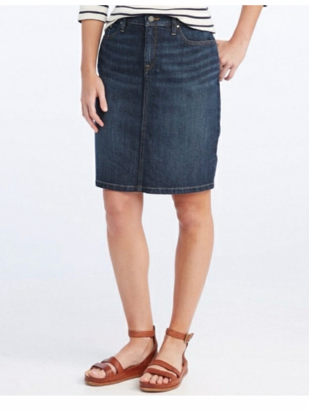L.L. Bean Favorite Fit Denim Jean Skirt Dark Wash Size 6.